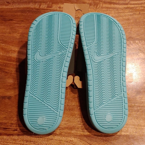 NWT Nike Benassi JDI Sandals - Picture 2 of 2